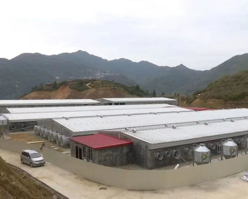 โครงสร้างสแตนเลสเรือนเหล็กเรือนเหล็ก Prefabricated ด้วยสแตนเลสเกรด Q355 Q235B