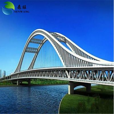 สะพานโครงสร้างเหล็กที่กําหนดเอง สะพานคนเดินโลหะขนาดกว้างสําหรับฐานฐาน