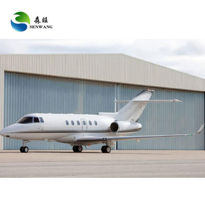 โรงเก็บเครื่องบินสำเร็จรูปพร้อมหลังคาเหล็กแบบลูกฟูกและการออกแบบเฉพาะเพื่อโครงสร้างจอดเครื่องบินที่เหมาะสมที่สุด