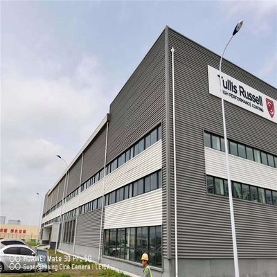 โรงงานโครงสร้างหลัก Q355 เหล็กกล้าเบา 9 จุด ทนแผ่นดินไหว พร้อมระยะเวลาก่อสร้างสั้น