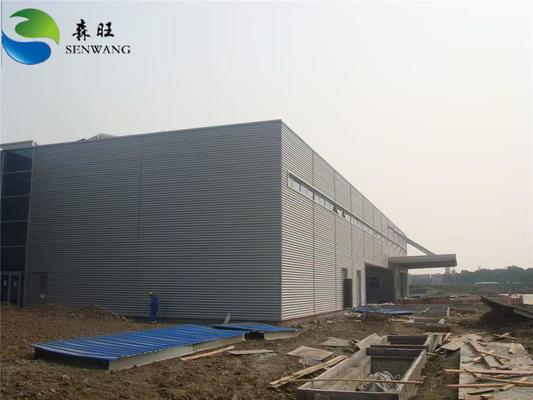 โรงงานโครงสร้างเหล็กขนาดที่ปรับแต่งได้ พร้อมแผงแซนวิช EPS และวิศวกรติดตั้งหน้างาน